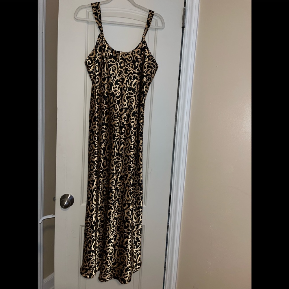 BEAUTIFUL DRESS